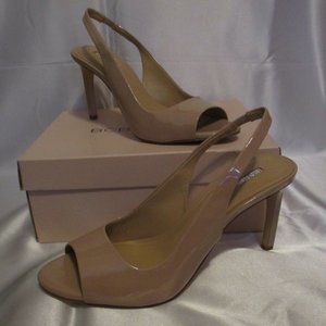 BCBGENERATION CEECEE SAND NUDE PATENT SLINGBACK PEEP TOE SANDALS PUMPS 9 NIB